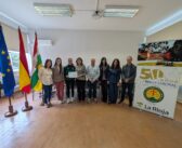 Entrega del donativo destinado a la Asociación «Hospital Imaginario»